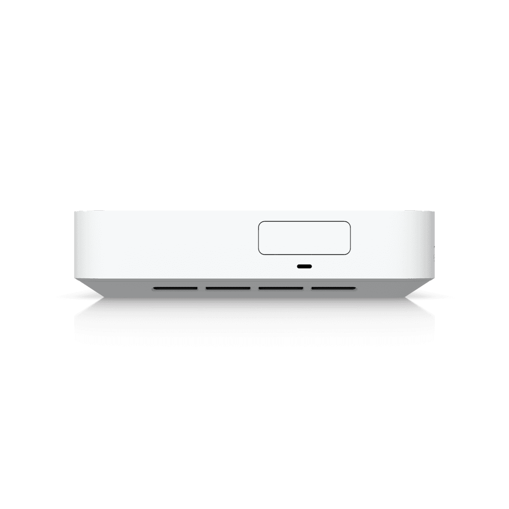 UniFi UCG-MAX - 03